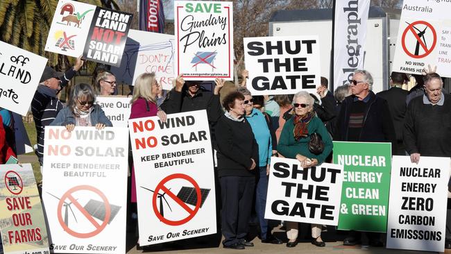 Anti wind and solar farm protesters mass outside the Tamworth Regional Entertainment and Conference Centre in the hopes of confronting Prime Minister Anthony Albanese. Picture: Jonathan Ng