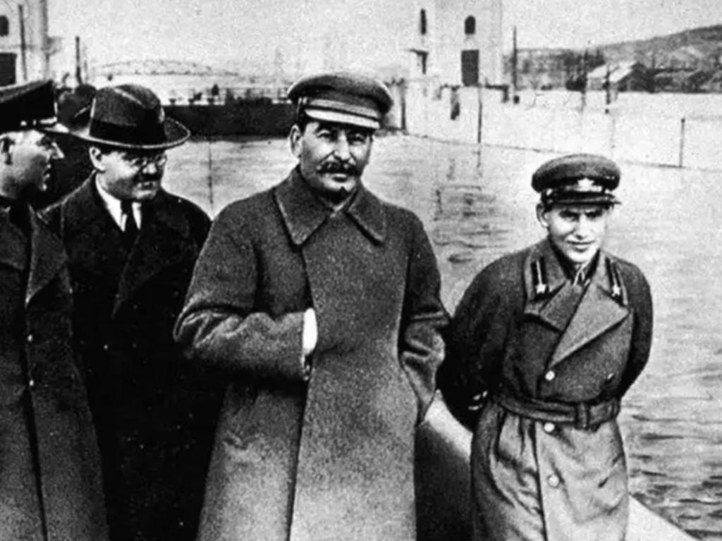 Yezhov, pictured right of Stalin.