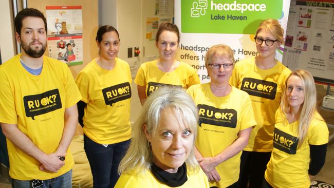 headspace Lake Haven and Gosford manager Helen Isenhour with staff (L-R) Silas Pollard , Gina Wager , Nicole Greenwood , Cathy Crosswell , Joy Greatorex , Kirra Mullarkey ahead of RU OK Day. Picture by Mark Scott