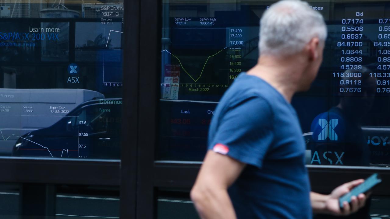 The benchmark ASX 200 index eventually hit resistance at a new two-month low of 6939.5 and then trimmed losses to just 69.5 points to finish the day 1 per cent lower at a close of 7051.2. Picture: NCA Newswire/ Gaye Gerard