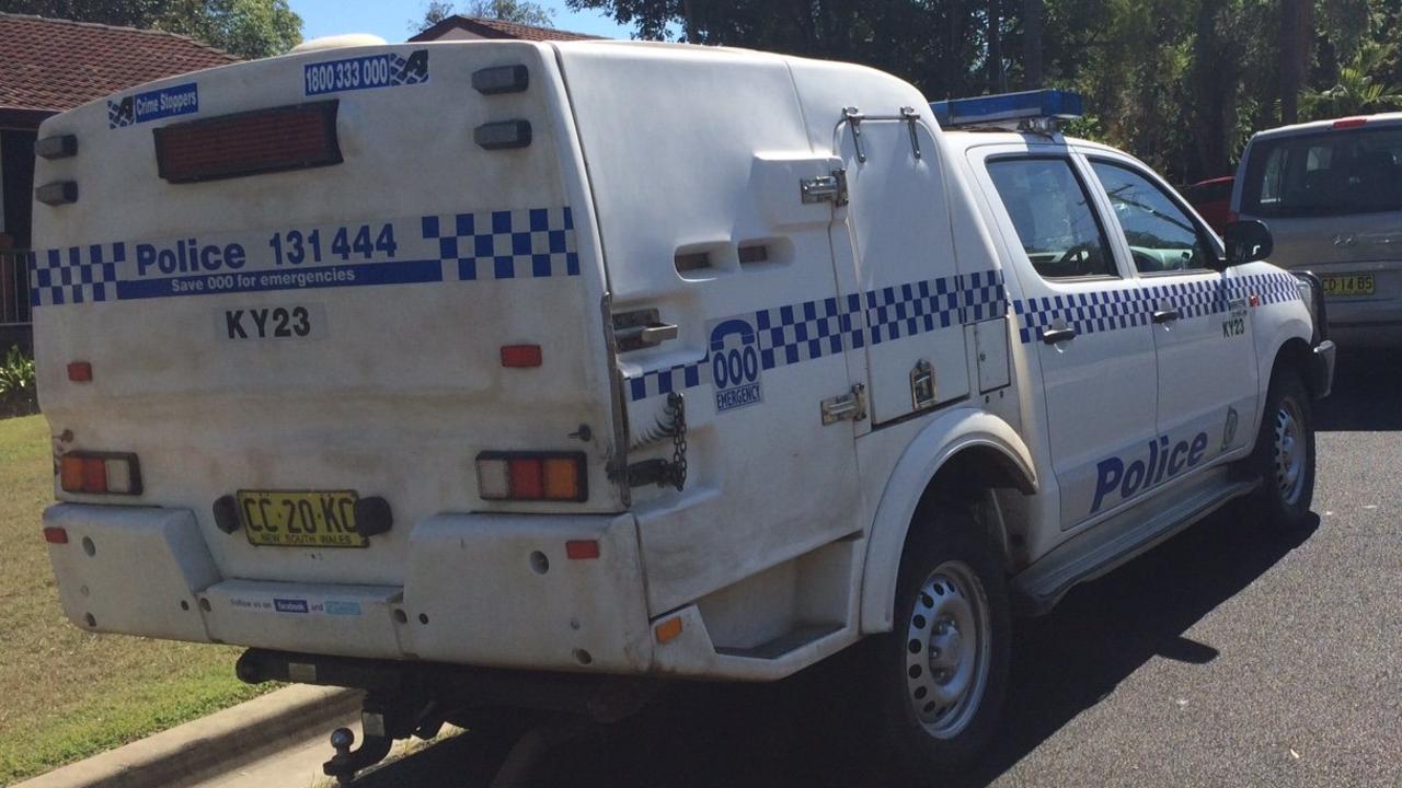 Man escapes alleged attempted robbery in pub