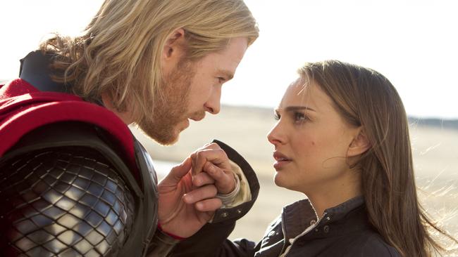 Thor (Chris Hemsworth) and Jane Foster (Natalie Portman).