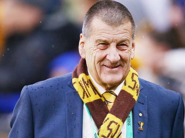 MELBOURNE, AUSTRALIA - AUGUST 11: Hawks President Jeff Kennett celebrates the win during the round 21 AFL match between the Hawthorn Hawks and the Geelong Cats at Melbourne Cricket Ground on August 11, 2018 in Melbourne, Australia.  (Photo by Michael Dodge/Getty Images)