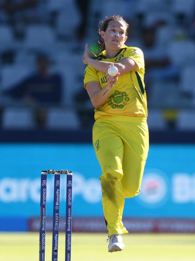 Megan Schutt took 1-34 from her four overs. (Photo by Mike Hewitt/Getty Images)