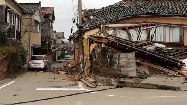 Panic as earthquake strikes Japan