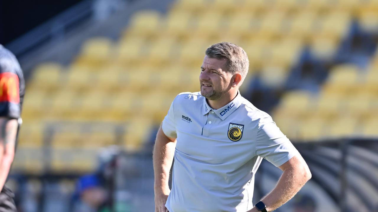 Mariners coach Mark Jackson was involved in a heated exchange with his Odisha counterpart Sergio Lobera that led to a half-time brawl in India. Picture: Mark Tantrum/Getty Images