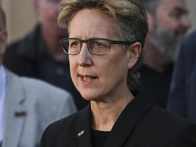 CANBERRA, AUSTRALIA, NewsWire Photos. SEPTEMBER 13, 2023: TWU National Secretary Michael Kaine, ACTU Secretary Sally McManus, Senator Tony Sheldon, Qantas workers hold a press conference at the High Court in Canberra. Picture: NCA NewsWire / Martin Ollman