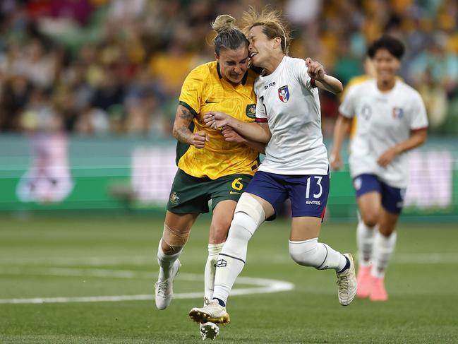 Chloe Logarzo‘s night ended early after this head clash with Chinese Taipei’s Chan Pi-Han. Picture: Getty Images