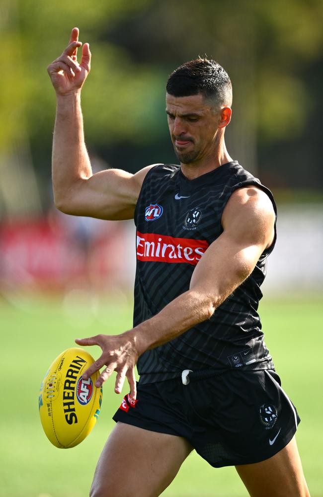 How close will Scott Pendlebury go to Brent Harvey’s record? Picture: Quinn Rooney/Getty Images.