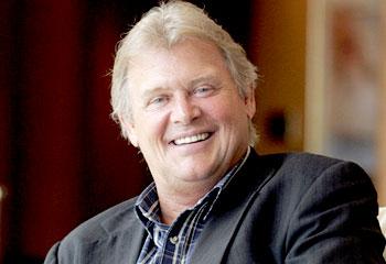 First to call ... music star John Farnham.