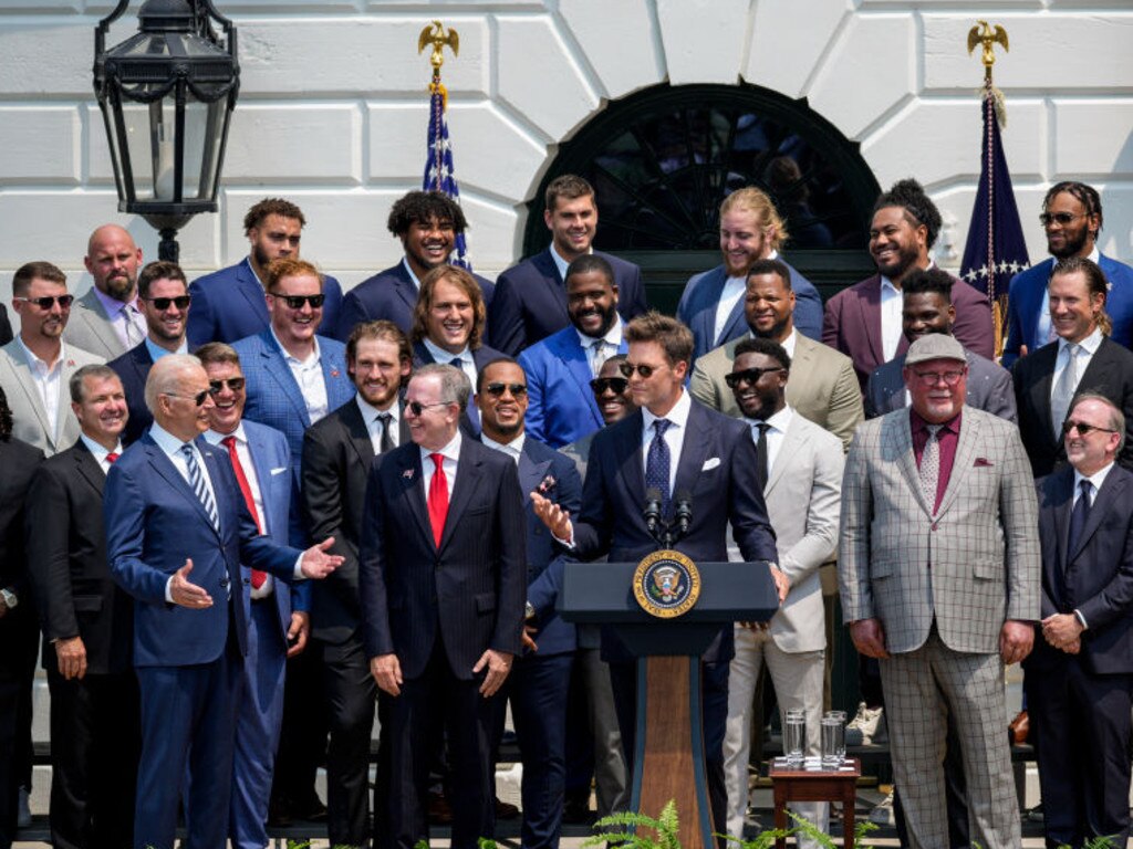 Tom Brady Jokes About Election Results as Buccaneers Visit White House -  The New York Times