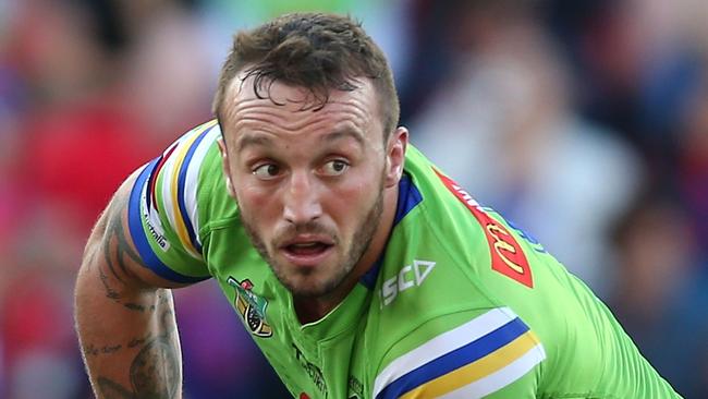 NEWCASTLE, AUSTRALIA - MARCH 19: Josh Hodgson of the Raiders prepares to pass the ball during the round three NRL match between the Newcastle Knights and the Canberra Raiders at Hunter Stadium on March 19, 2016 in Newcastle, Australia. (Photo by Tony Feder/Getty Images)