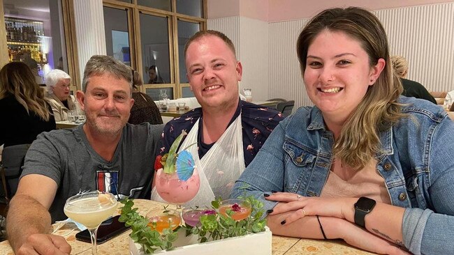 Dani Duchatel with her father Gary and brother Kye. Picture – supplied.