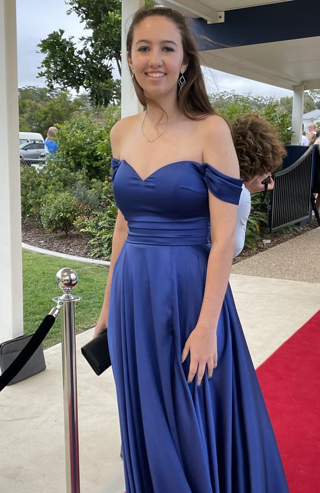 Zoe at the 2023 Mountain Creek State High formal.