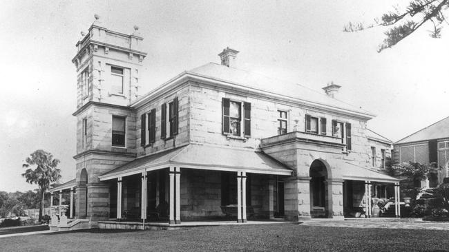 Fairlight House. Photo Northern Beaches Library