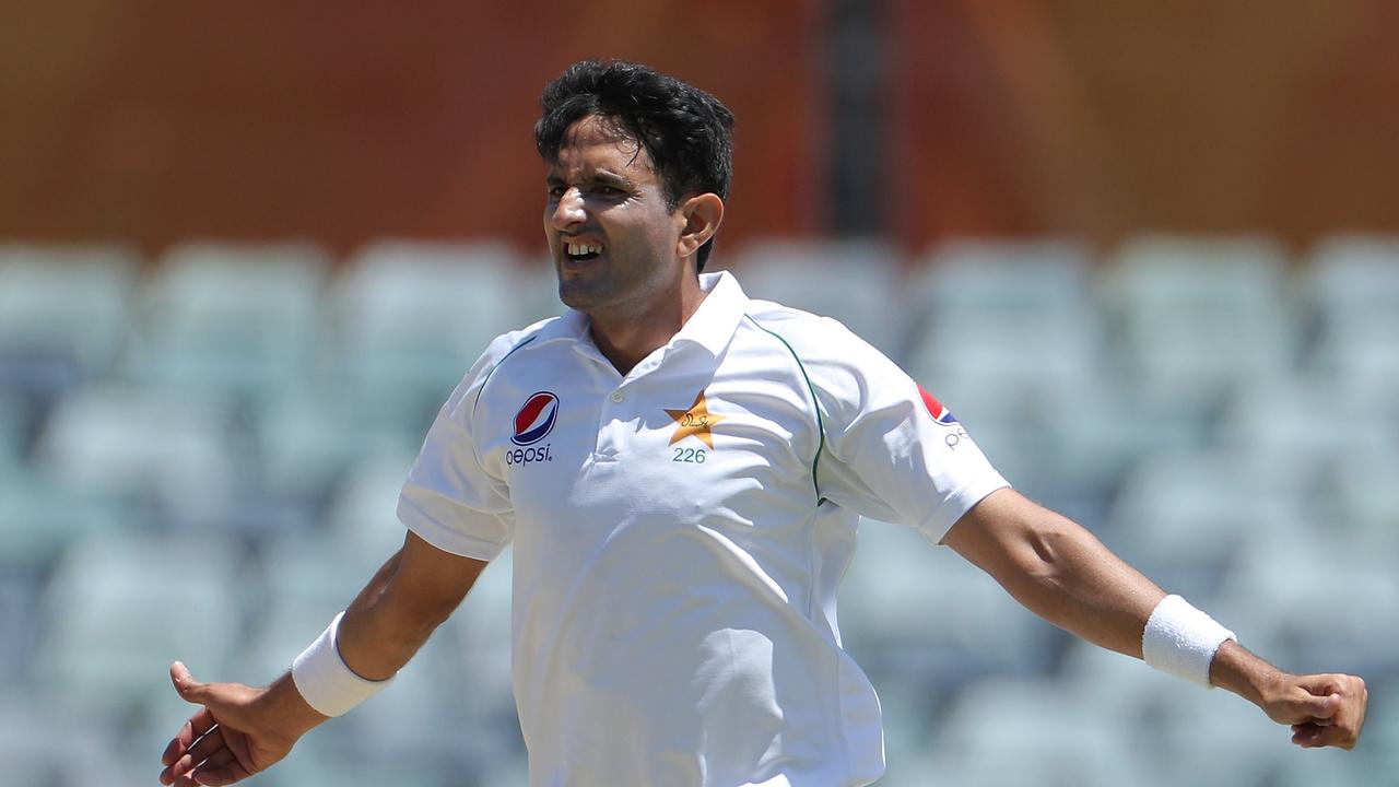 Mohammad Abbas, Australia v Pakistan metronomic swing bowler back and