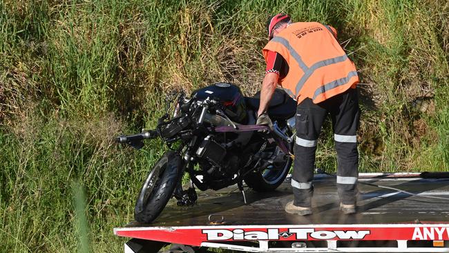 Police at the scene of a road fatality at Cudlee Creek. Picture: Keryn Stevens