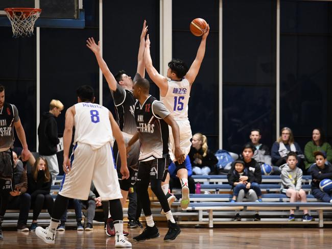 And1 All stars vs Chinese Taipei s06pp999 chinese basketball (pics: Lawrence Surgers)