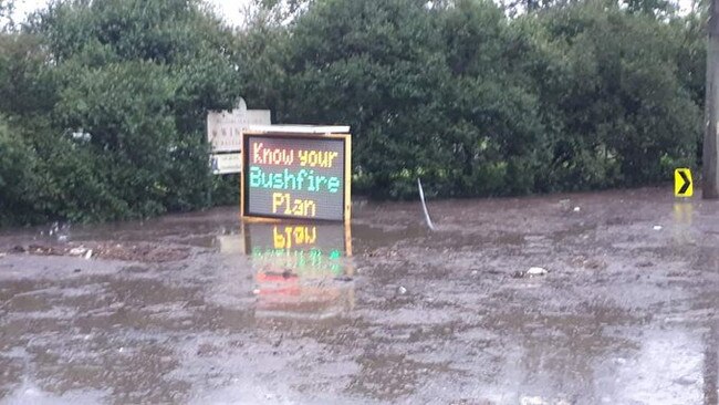 Social Media picture of flooding in Windsor Picture: Amanda RoseFrom source:https://twitter.com/TheAmandaRose/status/1226439094206492672