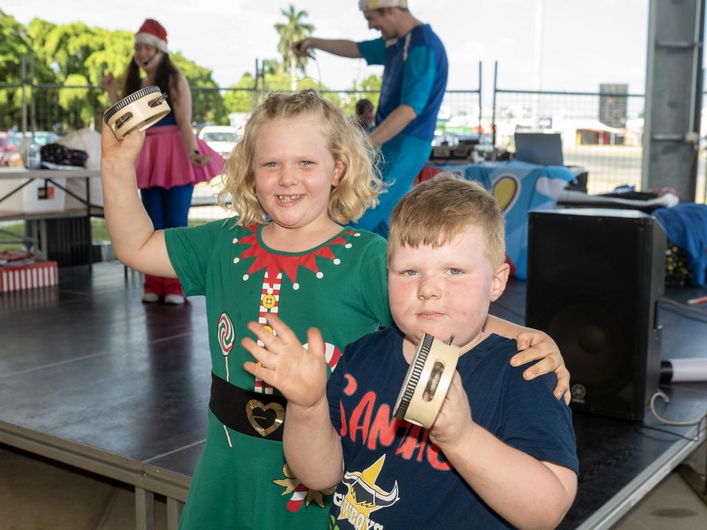 Bronte and Aussie Read from Rural View at Special Childrens Christmas Party Mackay Saturday 19 Novemeber 2022. Picture: Michaela Harlow