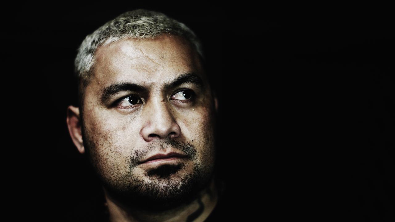 AUCKLAND, NEW ZEALAND - SEPTEMBER 03: (EDITORS NOTE: This image has been desaturated.) Mark Hunt poses during the UFC Fight Night media session at SKY TV Gym on September 3, 2014 in Auckland, New Zealand. (Photo by Hannah Peters/Getty Images)