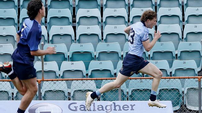 Darcy Feltham runs half the field to score again for Waratahs.