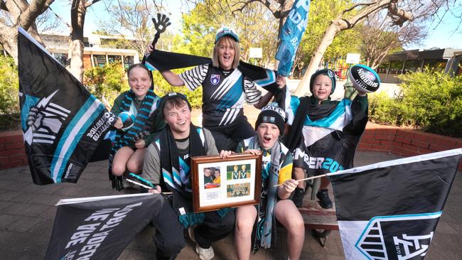 Echuca Primary school, where both Ollie Wines and Jack Viney went to school, and were taught by teacher Kristine Oliver, there are Port supporters among the students, including from left, Esther Griffith, 11, Jay Burrell, 18, Slyda Birch, 12, and Charlie Giorgianni, 6. Picture: Dean Martin