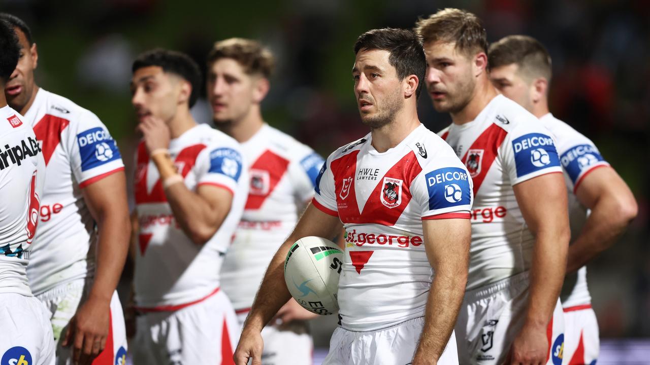 SYDNEY, AUSTRALIA - JULY 31: Ben Hunt of the Dragons and teammates look dejected after a Cowboys try during the round 20 NRL match between the St George Illawarra Dragons and the North Queensland Cowboys at Netstrata Jubilee Stadium, on July 31, 2022, in Sydney, Australia. (Photo by Matt King/Getty Images)