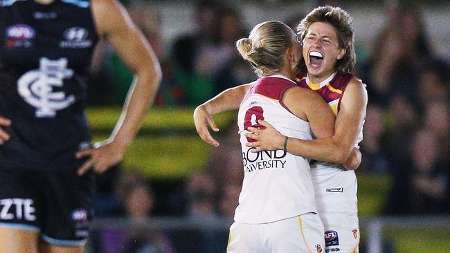 Ex-Blue Nat Exon and teammate Kate McCarthy celebrate the win. Picture: Getty