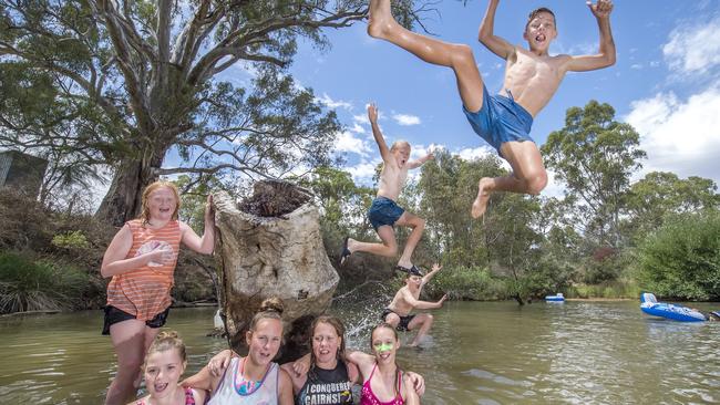 Holidaymakers have fun on the Loddon River in Central Victoria. Picture: Rob Leeson