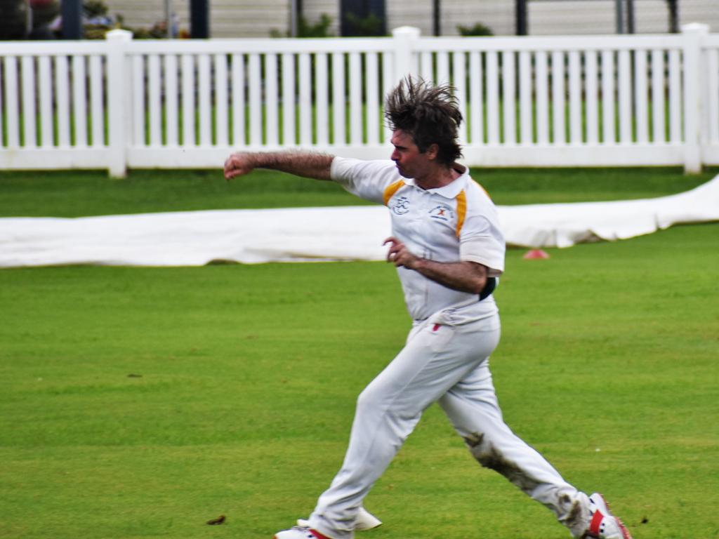 GDSC Easts-Westlawn Crown Hotel's Matt Lobsey fields the ball during the CRCA GDSC Premier League preliminary final against Ulmarra Hotel Tucabia Copmanhurst at Ellem Oval on Saturday, 20th March, 2021.