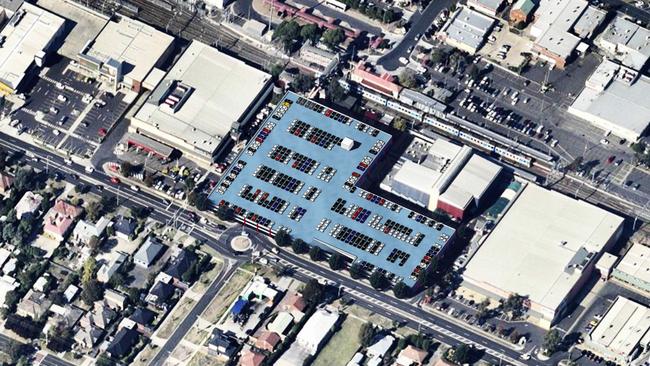 An aerial view of the new multi-level Sunbury station carpark (in blue).