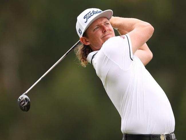 LOS ANGELES, CALIFORNIA - JUNE 15: Cameron Smith of Australia plays his shot from the seventh tee during the first round of the 123rd U.S. Open Championship at The Los Angeles Country Club on June 15, 2023 in Los Angeles, California.   Andrew Redington/Getty Images/AFP (Photo by Andrew Redington / GETTY IMAGES NORTH AMERICA / Getty Images via AFP)