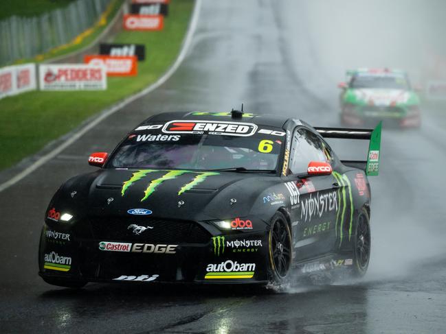 A soggy qualifying for the Bathurst 1000. Picture: Daniel Kalisz