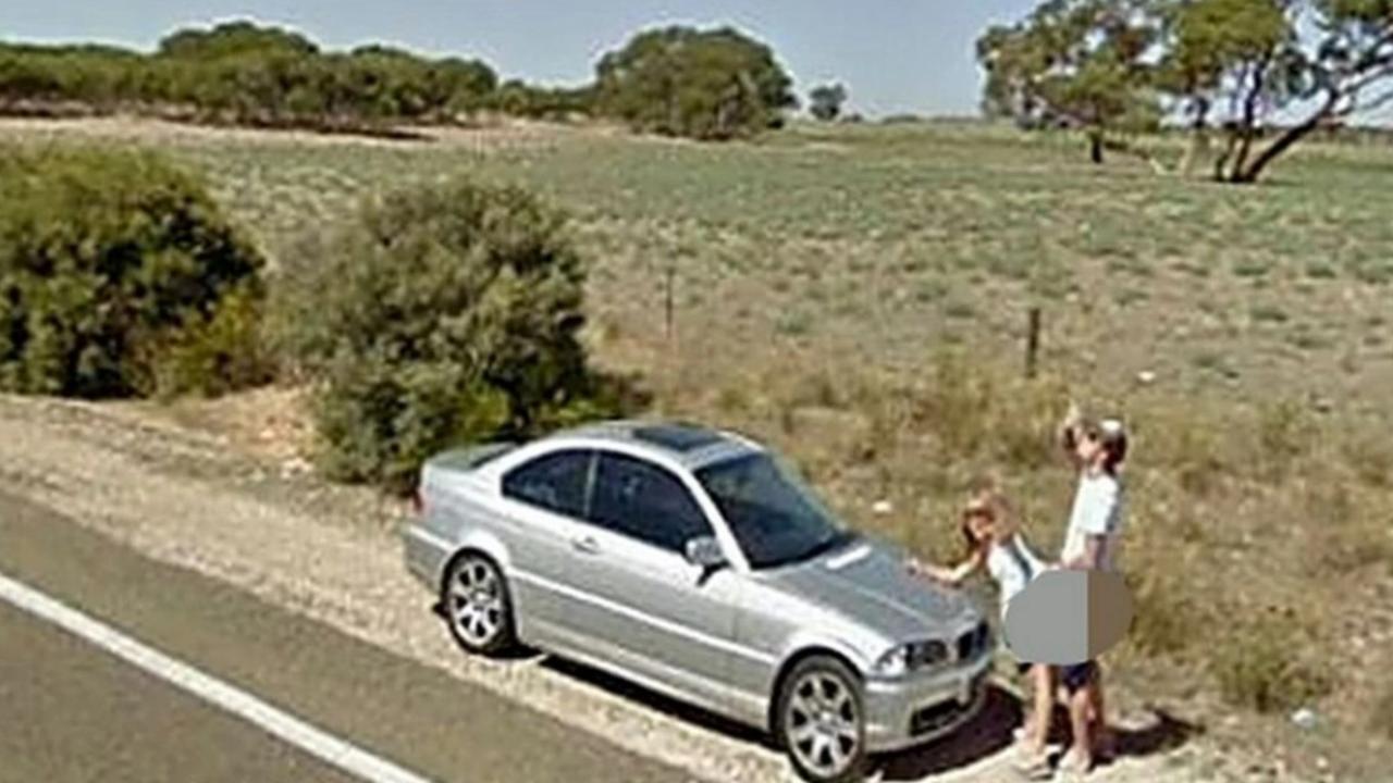 Google Street View captures brazen couple having roadside sex in SA news.au — Australias leading news site photo