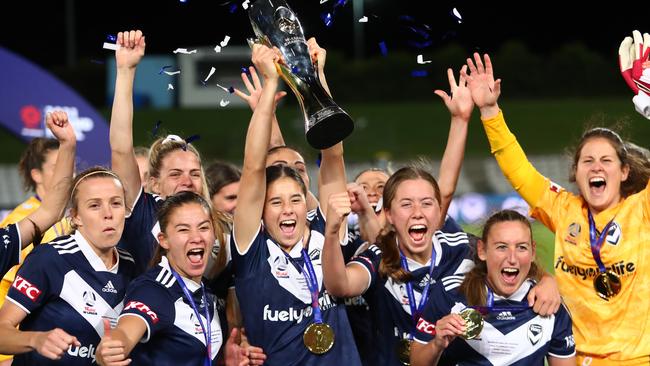 Melbourne Victory celebrate beating Sydney FC in last season’s decider.