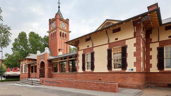 Wagga Courthouse. Picture: AAP IMAGE/ Michael Frogley)