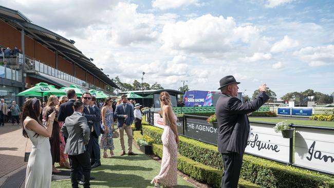 Crowd numbers at Rosehill Gardens have been steadily declining. Picture: Flavio Brancaleone