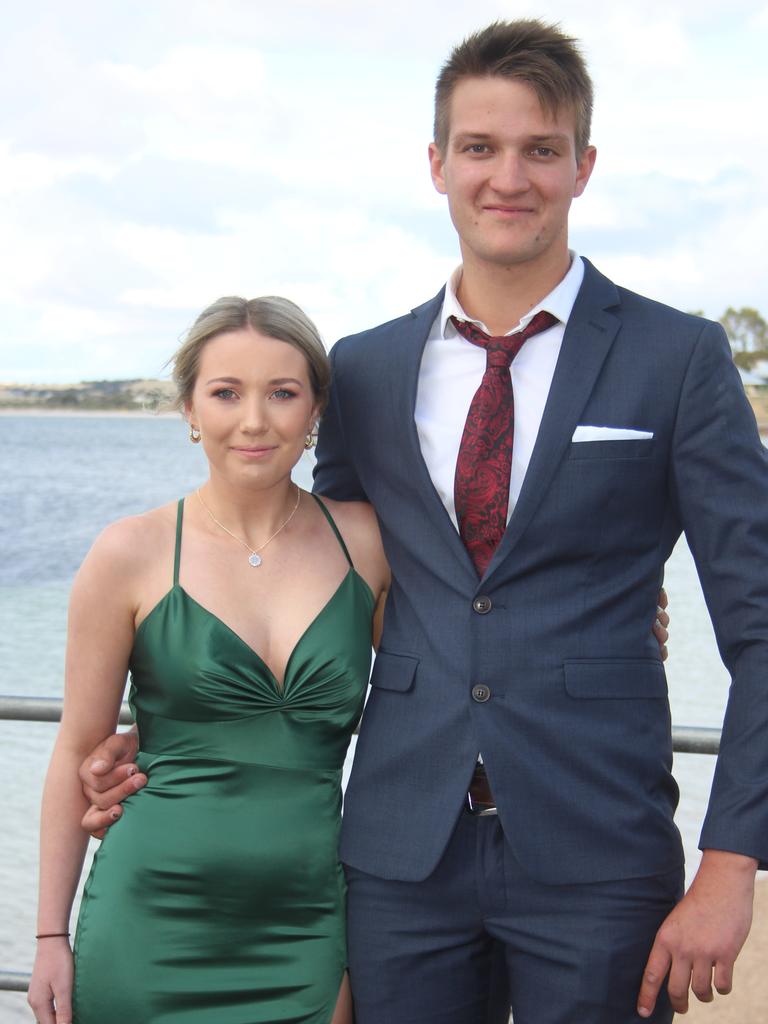 Streaky Bay Area School teens celebrated their school formal in the town, Friday November 12, 2021. Picture: Supplied