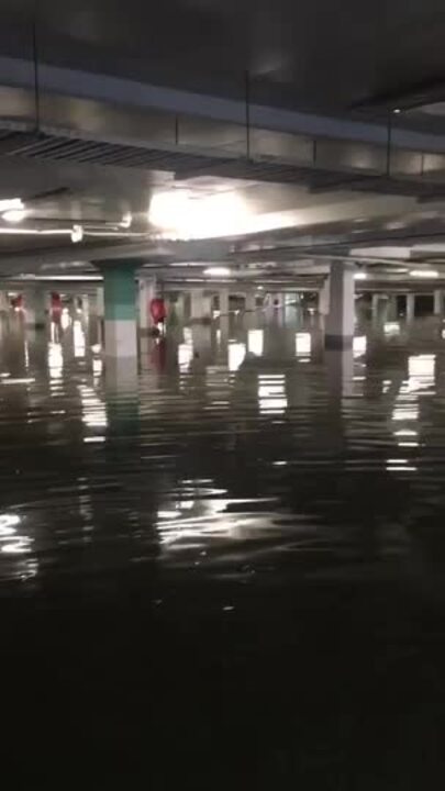 Townsville shopping centre carpark flooded