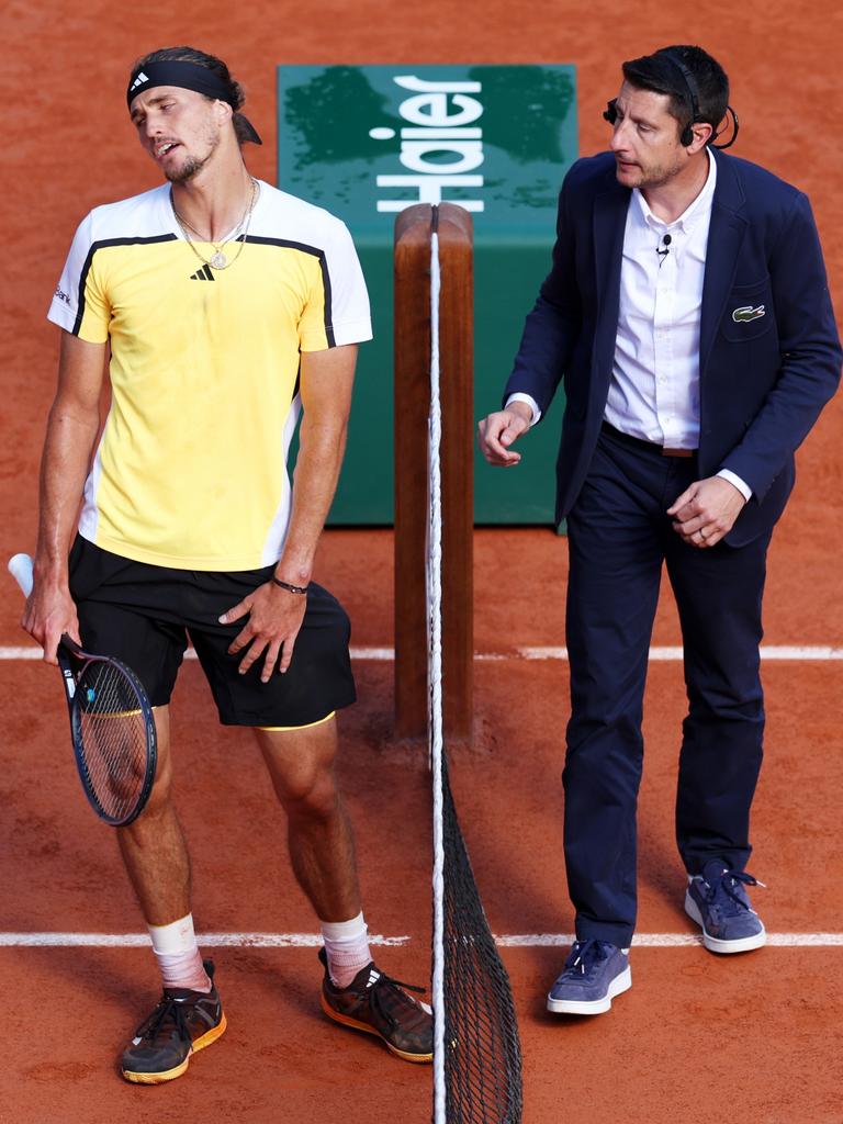 Zverev wasn’t happy. (Photo by Clive Brunskill/Getty Images)