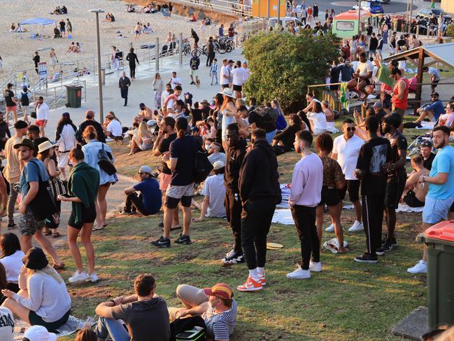 September 2021 at Biddigal Reserve at Bondi where a majority of people gather unmasked and police said they simply didn't have the police numbers to enforce mask wearing. Picture by OnScene Bondi