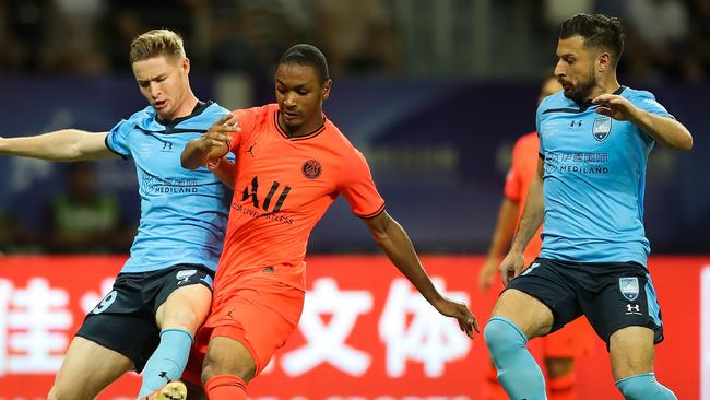 Harry Van der Saag competes the ball with Abdou-Lakhad Diallo of Paris Saint Germain during the International Super Cup 2019.