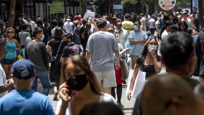 Only some of the shoppers are wearing masks and social distancing. Picture: Monique Harmer