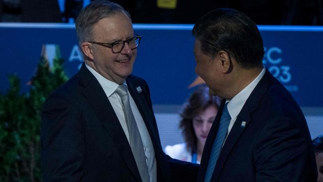 SAN FRANCISCO, CALIFORNIA - NOVEMBER 17: Australia's Prime Minister Anthony Albanese greets Chinese President Xi Jinping during the APEC Leaders Retreat on the last day of the Asia-Pacific Economic Cooperation (APEC) Leaders' Week at Moscone Center on November 17, 2023 in San Francisco, California. The APEC Summit takes place through November 17.   Kent Nishimura/Getty Images/AFP (Photo by Kent Nishimura / GETTY IMAGES NORTH AMERICA / Getty Images via AFP)