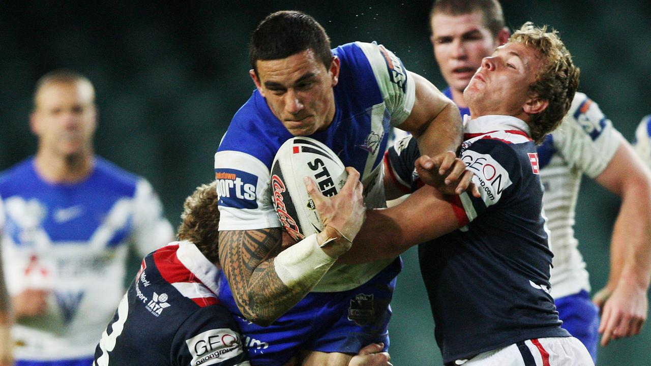 Sonny Bill Williams in action against the Roosters during his Bulldogs years.