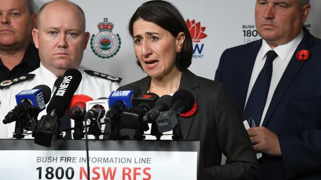 NSW Premier Gladys Berejiklian and Commissioner NSW RFS Shane Fitzsimmons at the NSW Rural Fire Service Headquarters. Picture: AAP