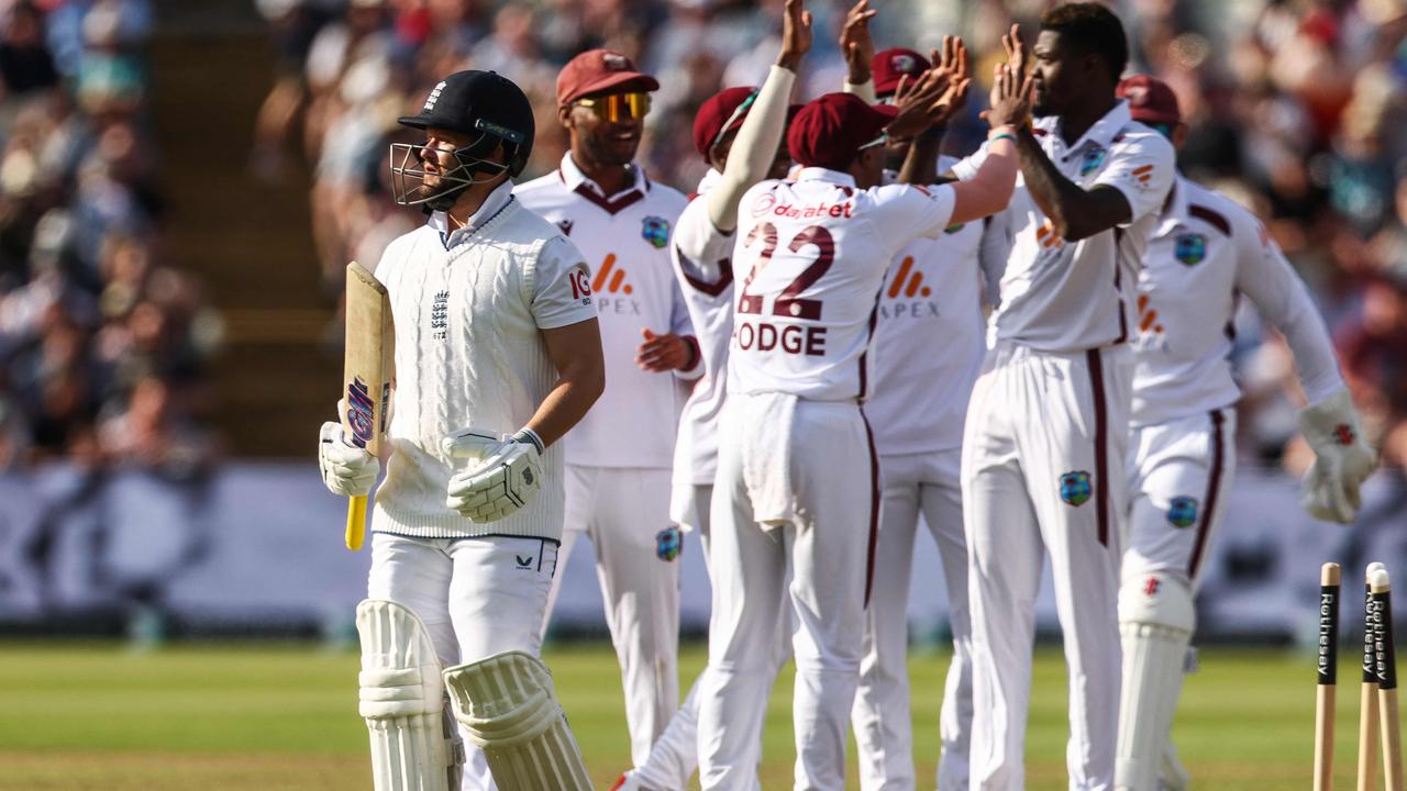 England's Ben Duckett walks back to the pavilion. Photo by Darren Staples / AFP