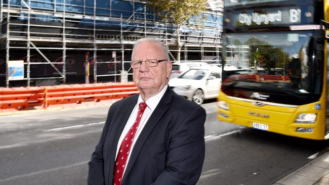 Cremorne resident John Lucas is impacted by school traffic congestion.