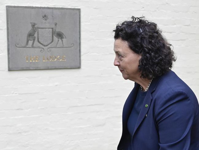 CANBERRA, AUSTRALIA – NewsWire Photos – February 11, 2025: Monique Ryan arrives at The Lodge in Canberra. Picture: Martin Ollman / The Australian